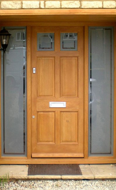 Hardwood door & frame with glazed side lights